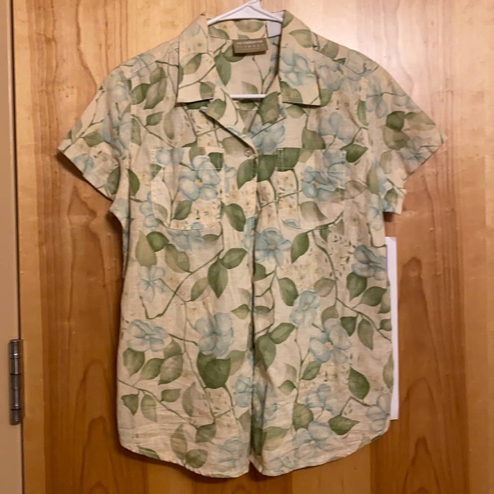 Liz Claiborne Floral shirt